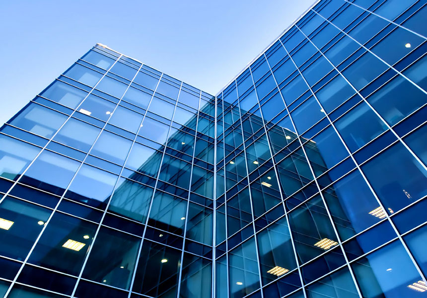 What is the difference between unitized aluminum curtain wall and frame curtain wall?