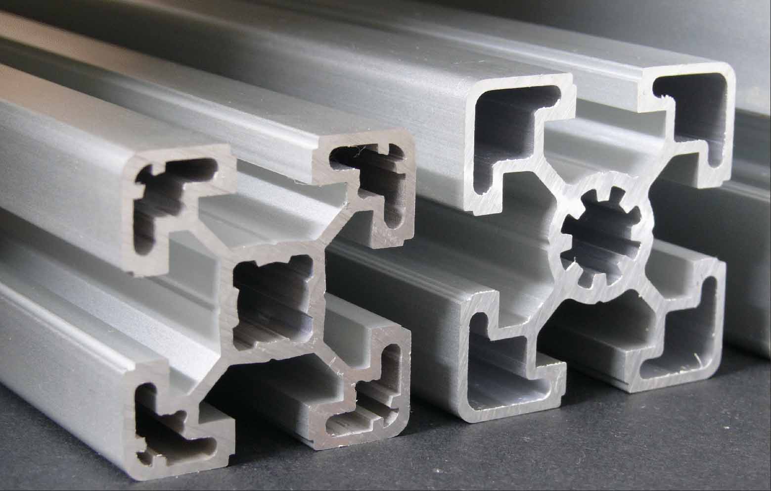 Why is aluminum popular? What are its advantages?