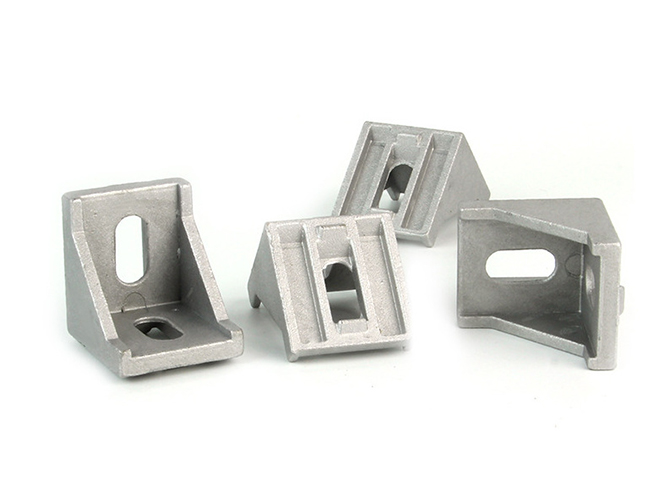 Different types of aluminum framing extrusion, the way of connection is also very different