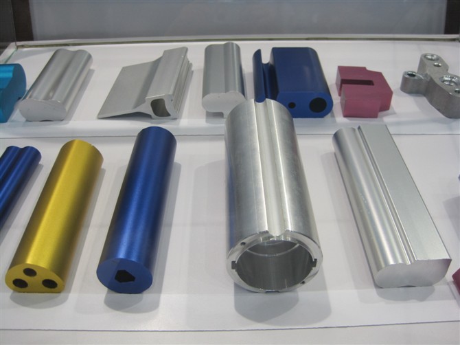 The extrusion principle of aluminum profile is analyzed