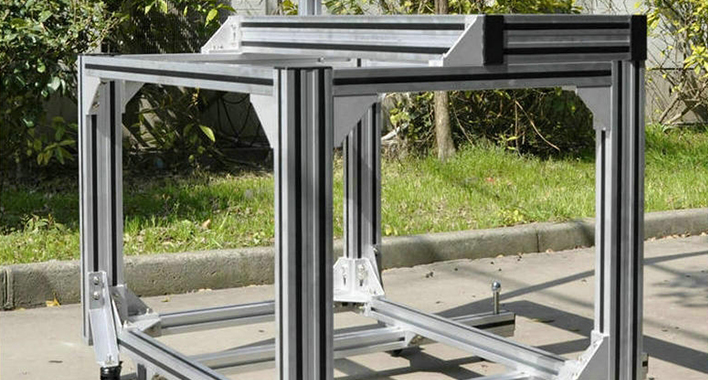 The common reason for the short service life of aluminum framing extrusion
