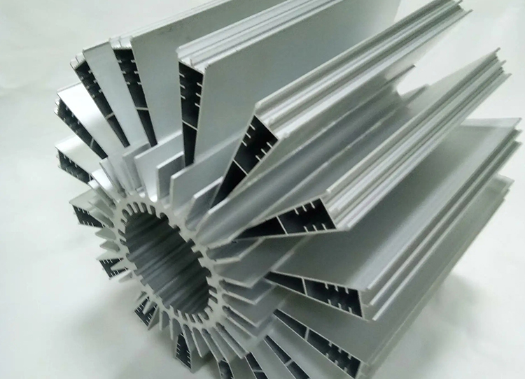 Can aluminum radiator profiles be custom manufactured?