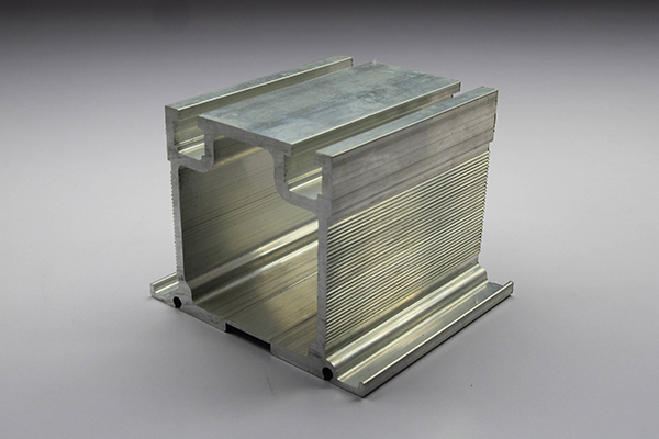 Industrial aluminum profiles customization when the machine test mold