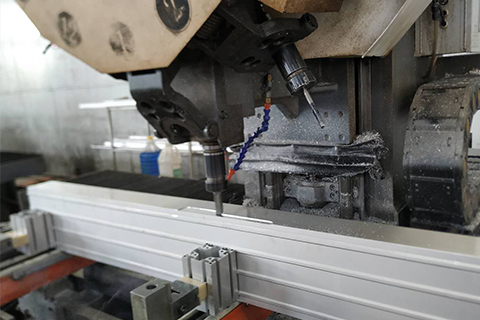 What is the common aluminum extrusion profile deep processing way?
