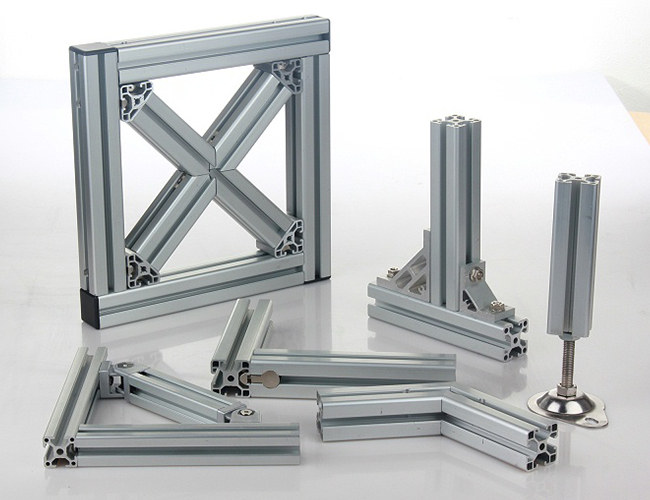 How can machinery and equipment aluminum profiles be straightened and not deformed?