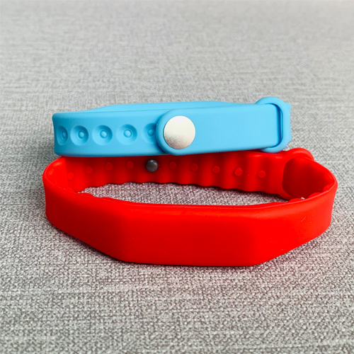 Fitness Club Adjustable Waterproof F08 1k Silicone Wristband