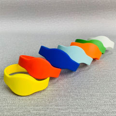 Access Control NFC Bracelet Silicone Wristband for Gym Pool