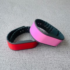 Custom Logo Adjustable Waterproof Mifare 1K NTAG213 NTAG215 Chip 13.56MHz Programmable Gym Silicone NFC Payment RFID Wristbands