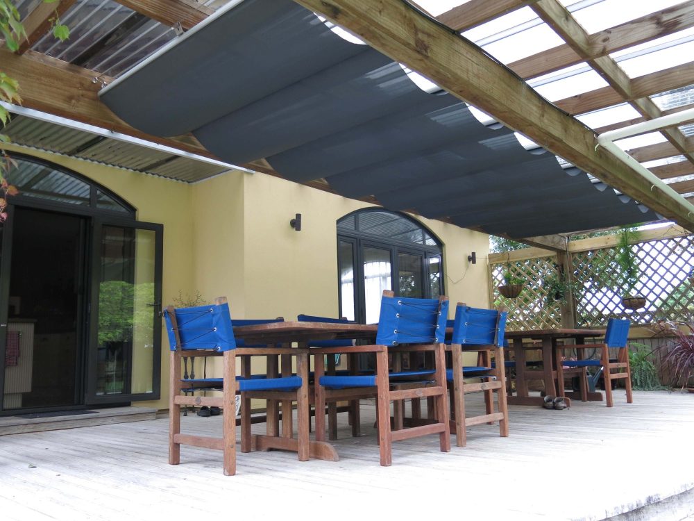 Customized Made Wave Shade Cover Replacement Shade HDPE Mesh Pergola Shade Canopy Slide Wire Extendable Shade Awning Sail for Patio Deck Gazebo