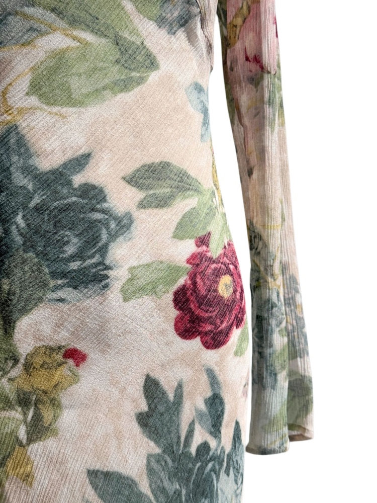 Round Neck Long Sleeved Silk Flowing Long Dress with Underskirt