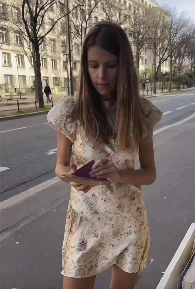 Pearl Luster Satin Silk Classic Floral Print Romantic Bubble Sleeve Short Diagonal Cut Silk Dress