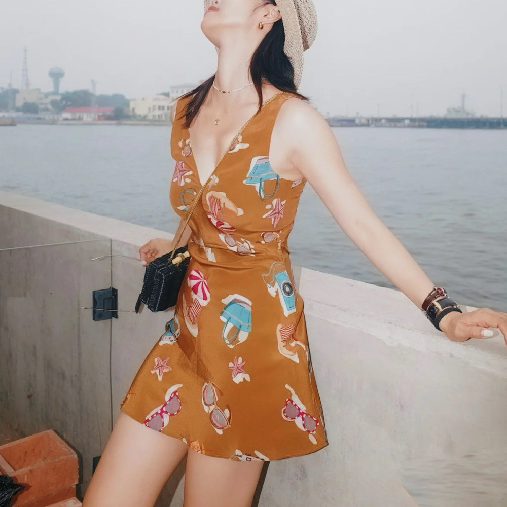 Silk V-neck Vest Short Dress/Short Half Skirt