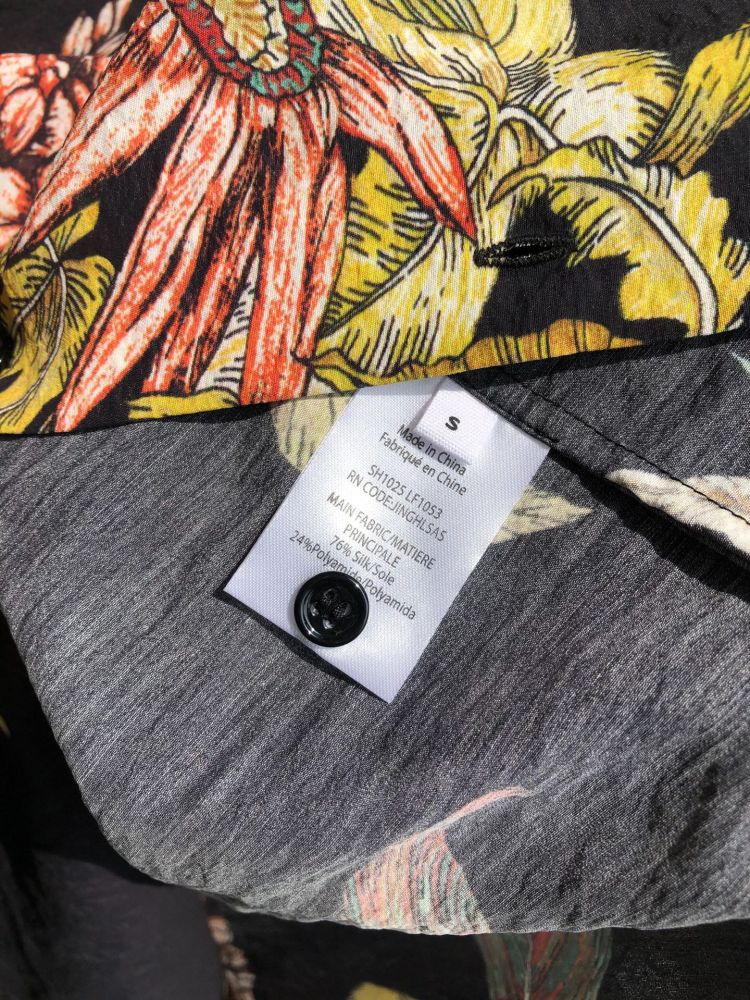 Sand Washed Texture Silk Shirt Lazy Large Silhouette Printed Silk Shirt for Both Men & Women
