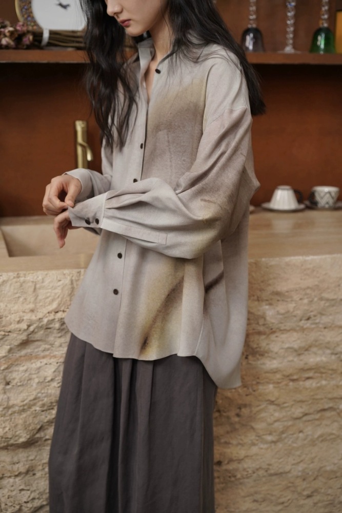 Silk Long Sleeved Wide Lazy Shirt Heavyweight Sand Washed Silk Ink Wash Dyed Apricot Gray