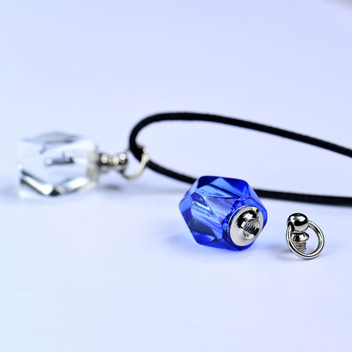 Openable rhombus Pendant Necklace