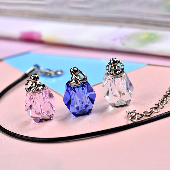 Openable rhombus Pendant Necklace