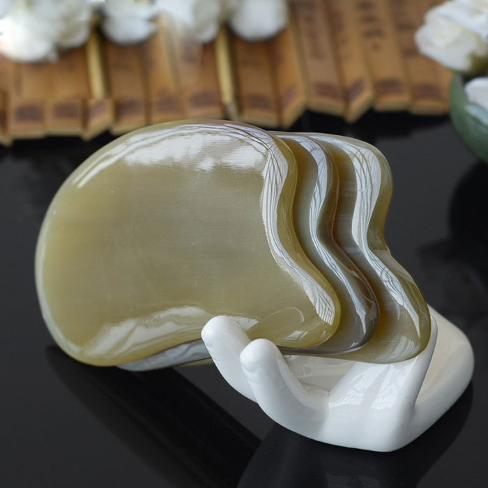 Square horn massage and scraping board B