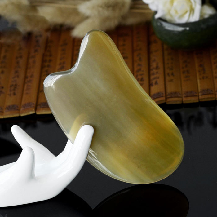 Thickened large horn scraping board