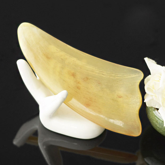 Thickened large horn scraping board