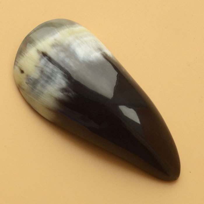 Natural striped horn scraping board