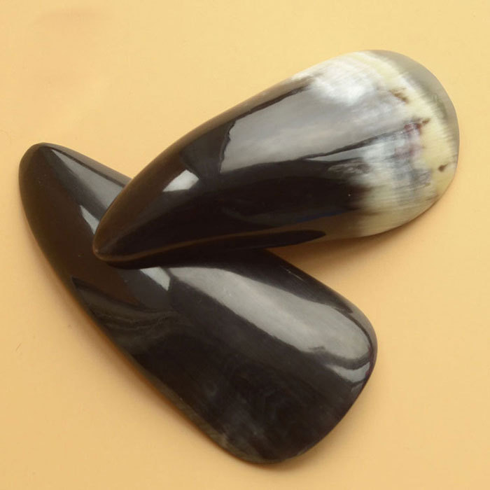 Natural striped horn scraping board