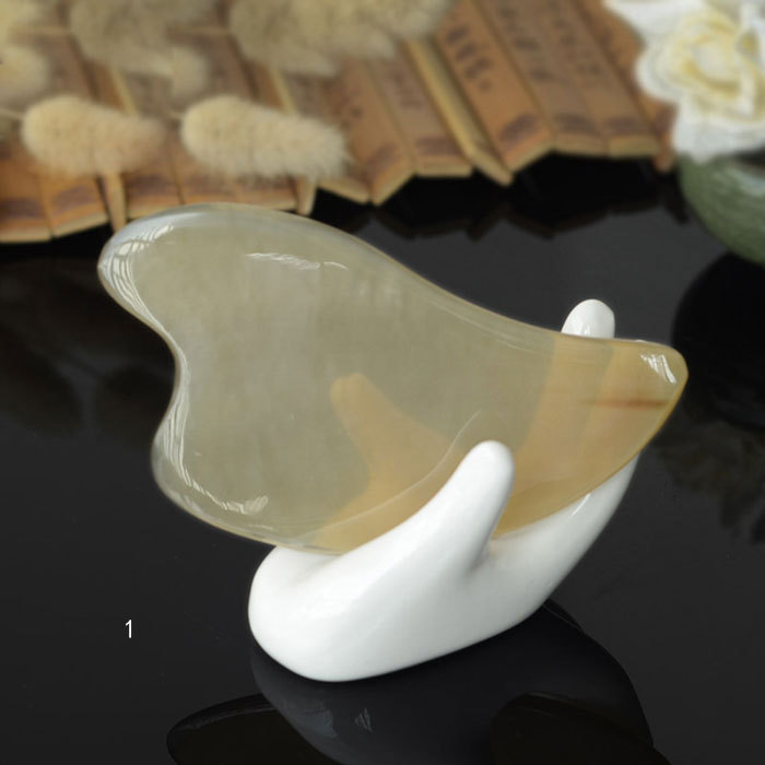 Small thin ox horn scraping board