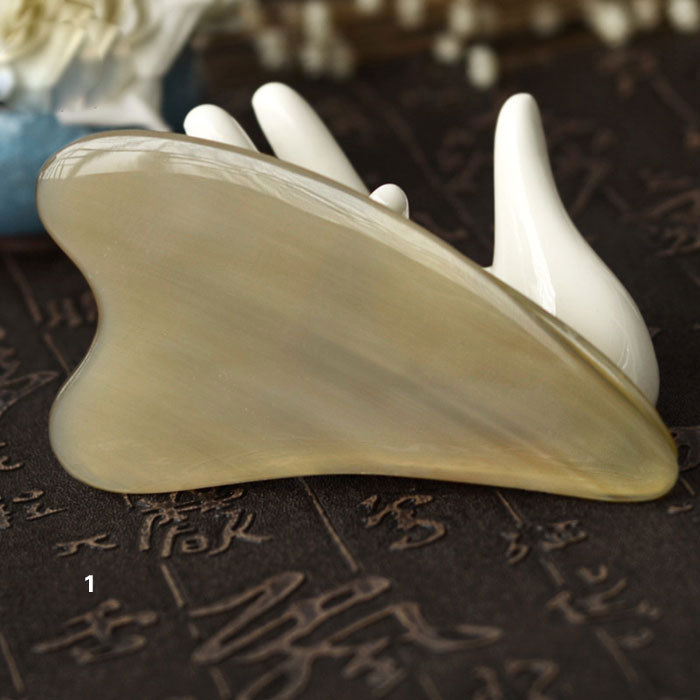 Medium quality horn scraping board