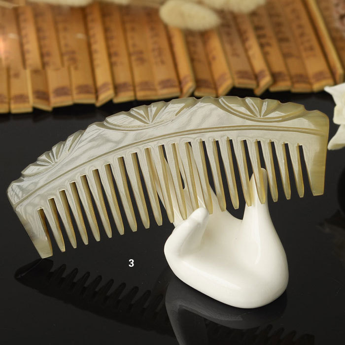 Fine yak horn half moon comb
