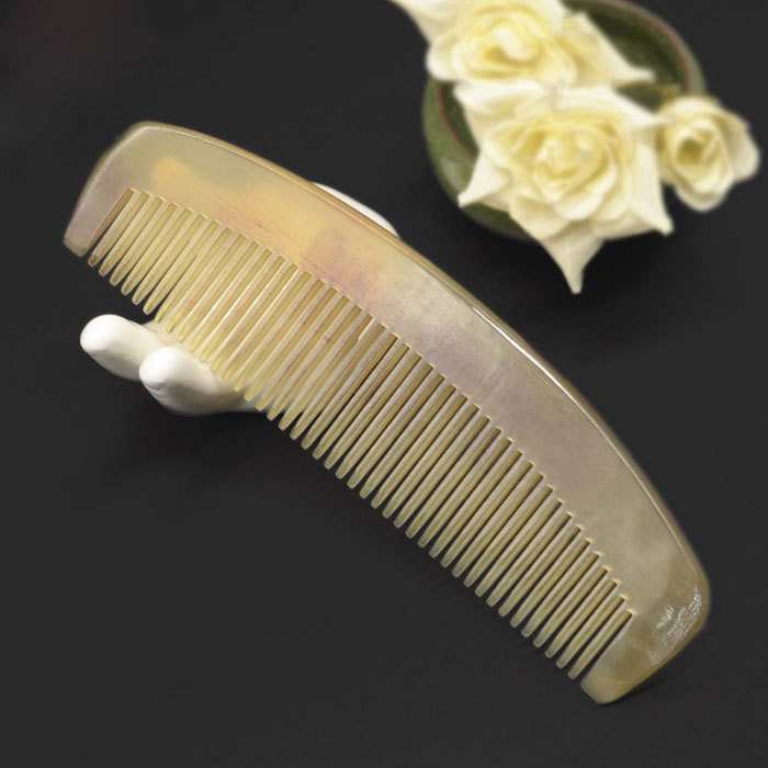 16cm half moon sheep horn comb