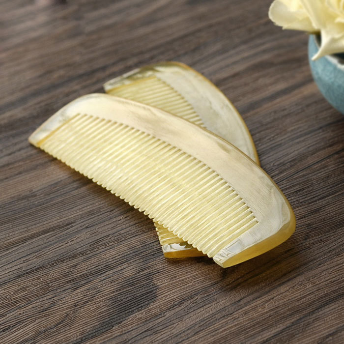 12cm half moon natural sheep horn comb