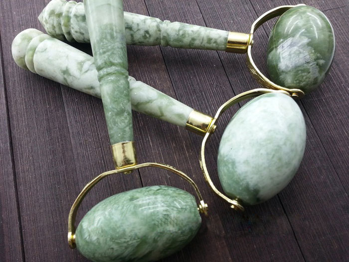Natural jade beauty massage roller No.337