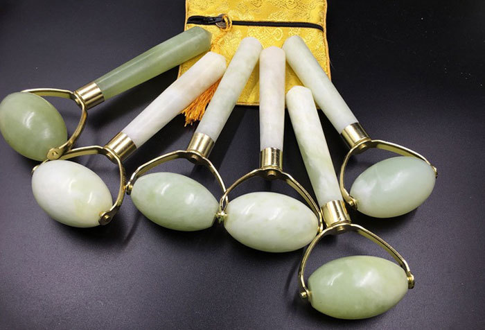 Natural jade beauty massage roller No.344