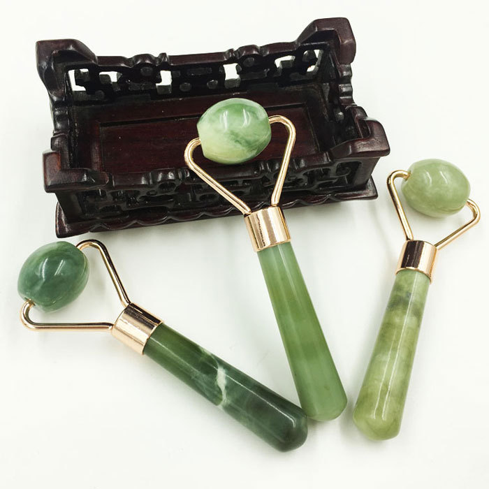 Natural jade beauty massage roller No.384