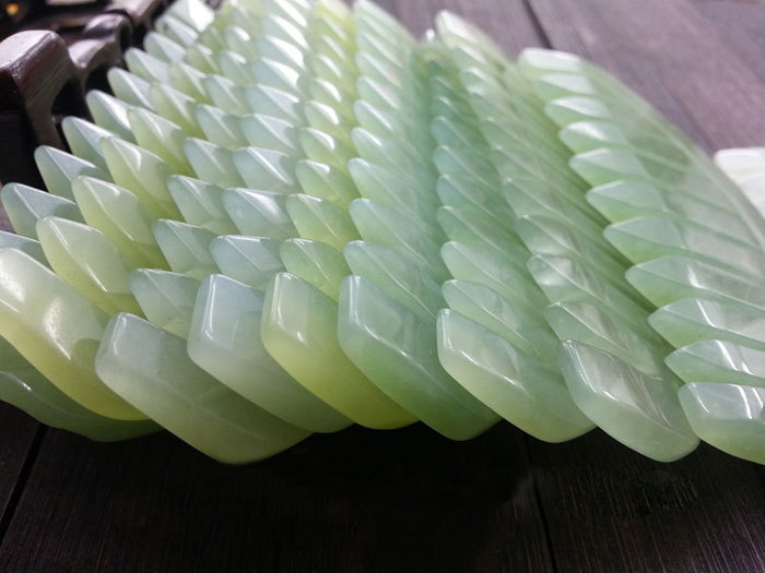 Natural jade massage comb No.410