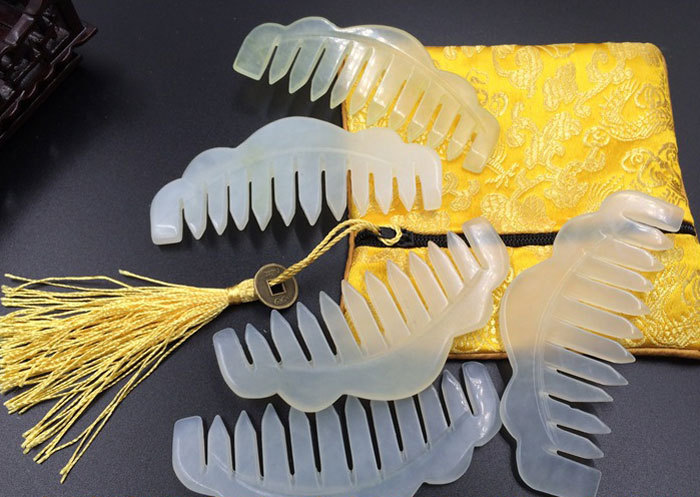 Natural jade massage comb No.412