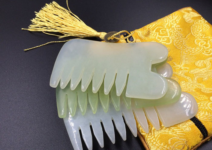 Natural jade massage comb No.409