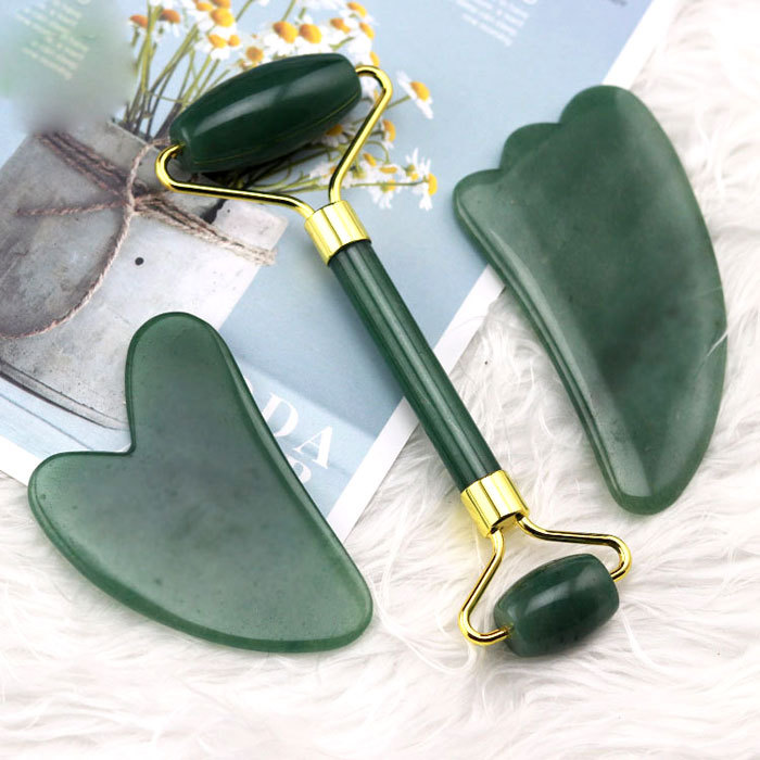 Natural pink crystal massage tool set with gift box