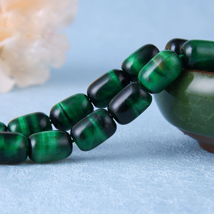 Natural green tiger's eye bucket beads