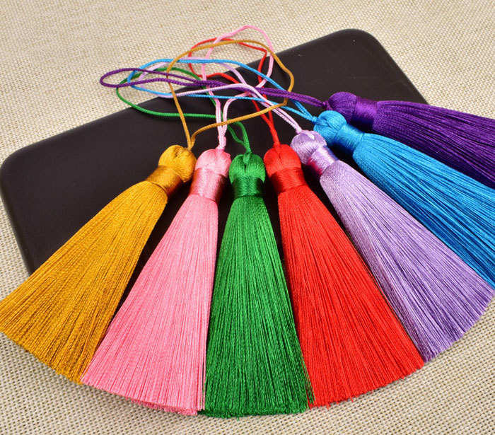 8CM ice silk fat tassel