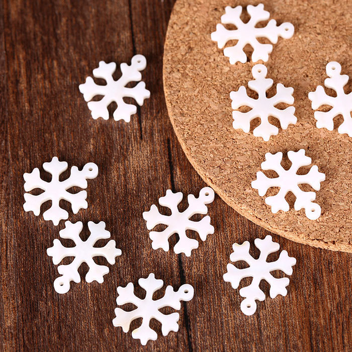 Shell snowflake piece