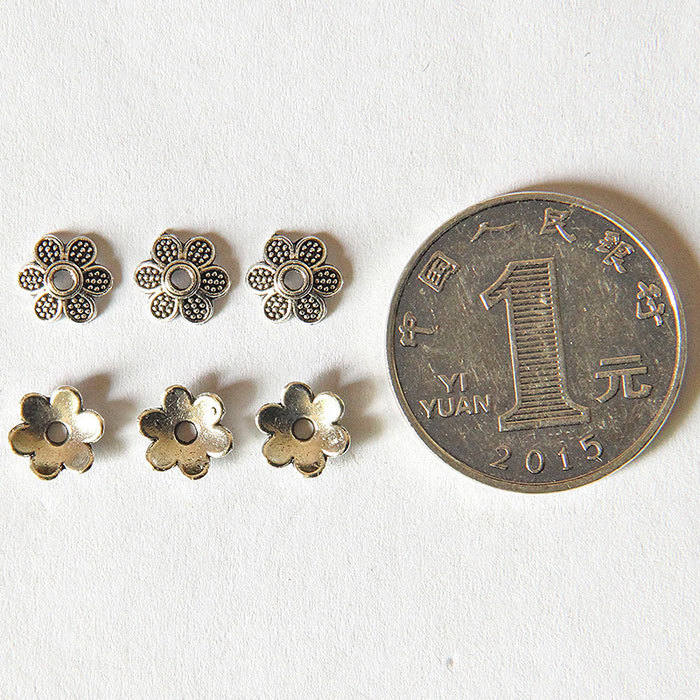 Six-petaled torus spacer accessory