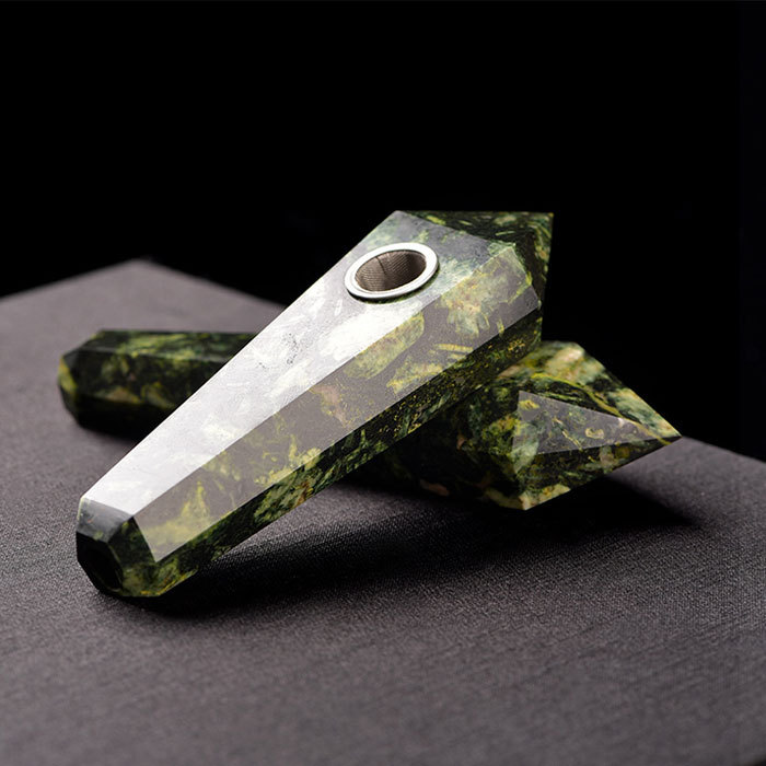 Chrysanthemum stone pipe
