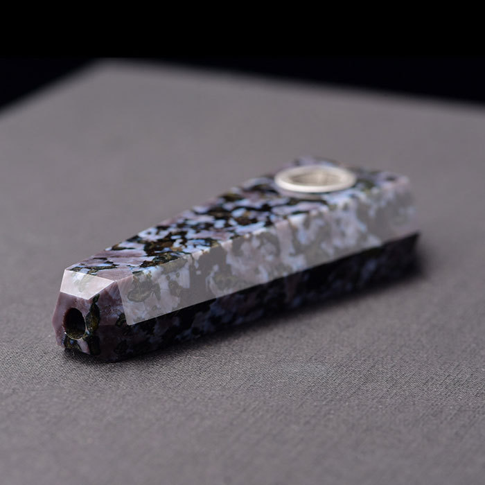 Snowflake stone pipe