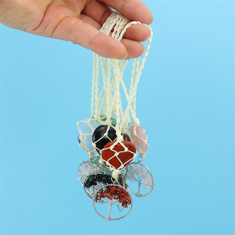 Natural crystal heart-shaped woven pendant