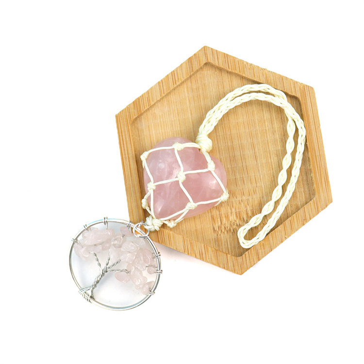 Natural crystal heart-shaped woven pendant