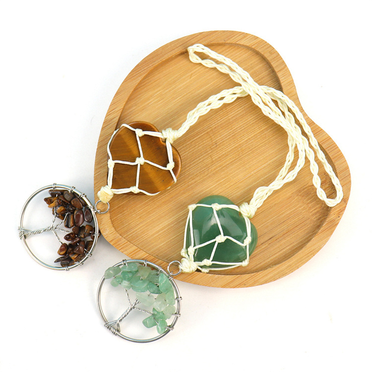 Natural crystal heart-shaped woven pendant