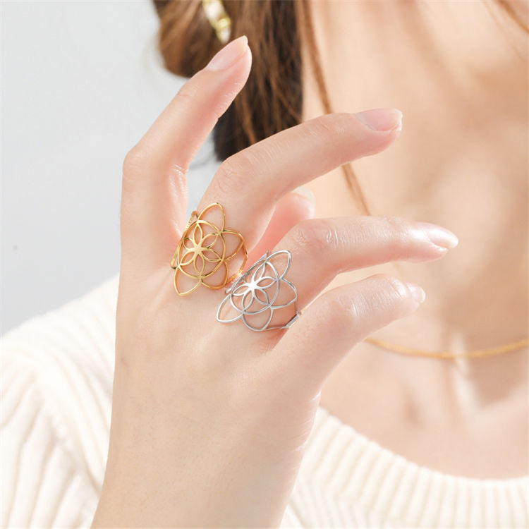 titanium steel six petals flower Adjustable Ring