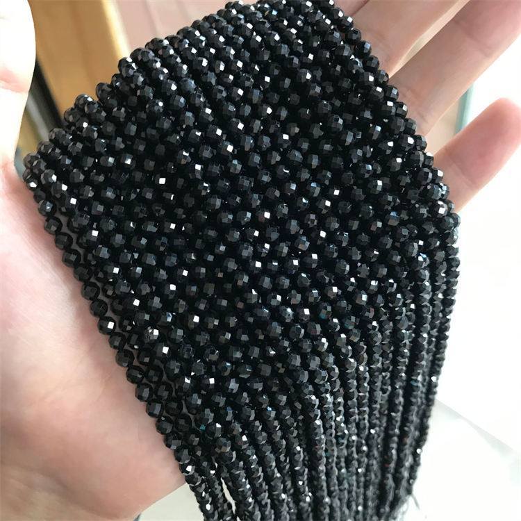 natural stone 4mm cut beads The black spinel
