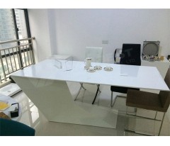 Modern White Office Table and Chair Corian Manager Office Desk