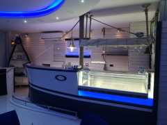 Corian Solid Surface White and Blue Boat Bar Counter for Restaurant Bars